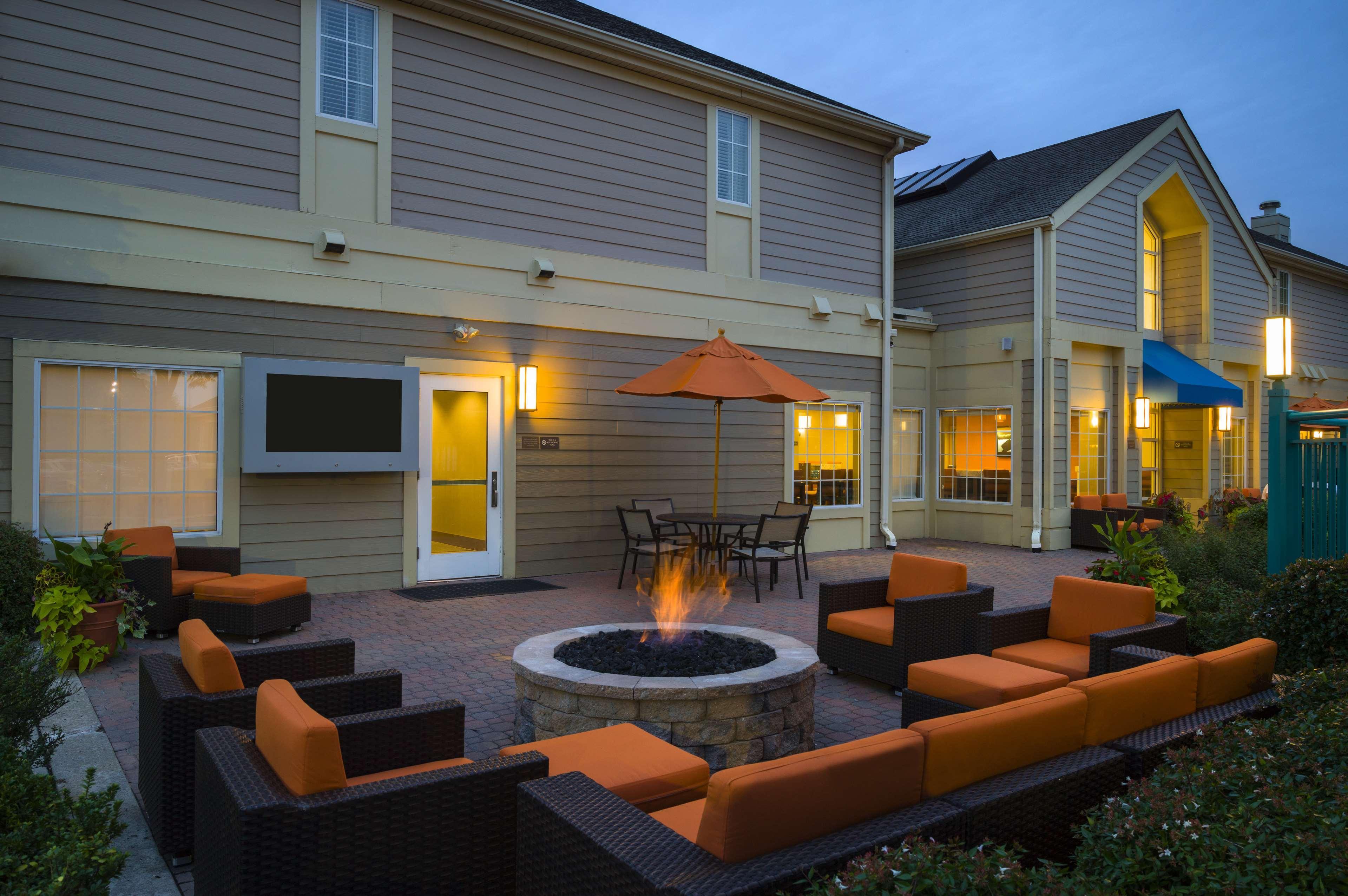 Hyatt House Bridgewater Hotell Exteriör bild